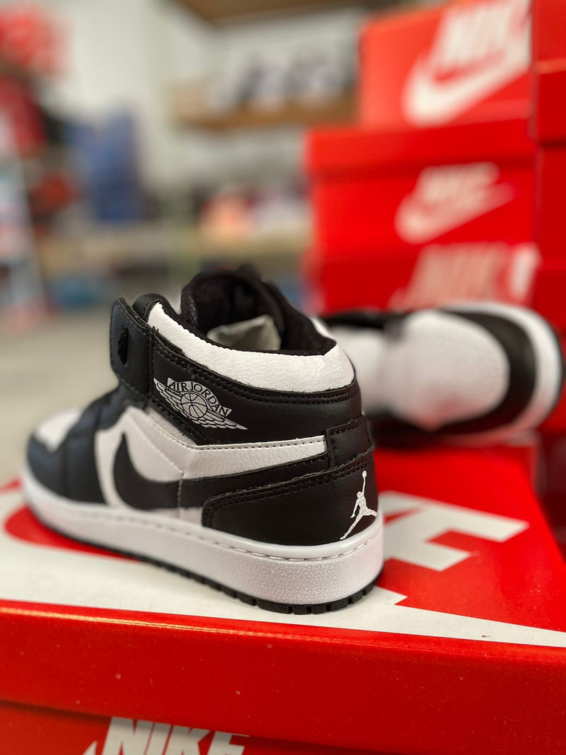 Tênis Air Jordan 1 Retro - Clássico (Frete Grátis)