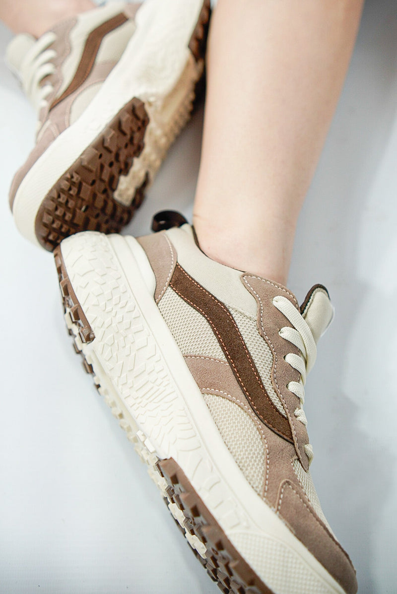 Tênis Ultrarange Neo Vr3 - Bege (Frete Grátis)