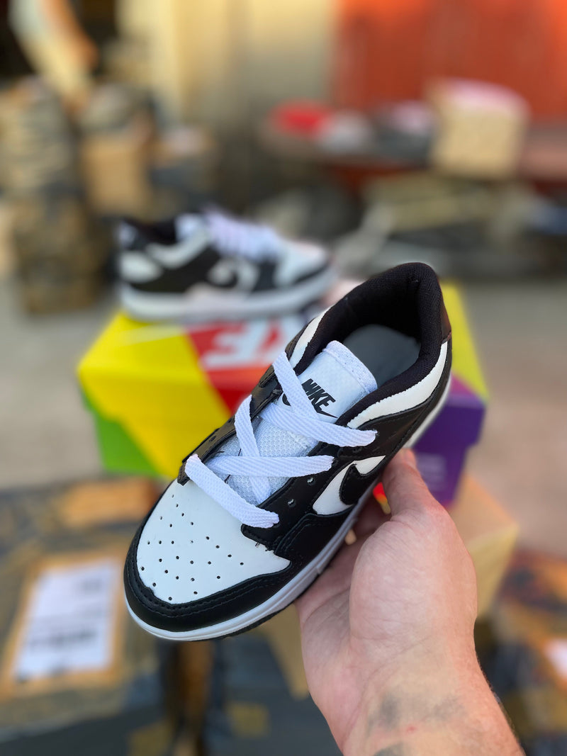 Tênis Dunk Low Pro SB Infantil - Branco e Preto (Frete Grátis)
