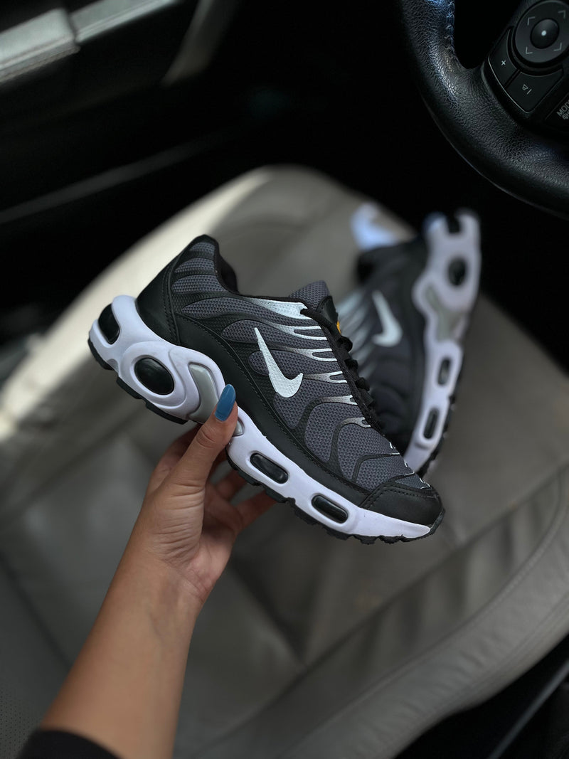 Tênis TN Plus - Estilo Inconfundível (Frete Grátis)