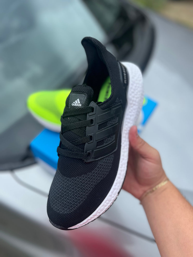 Tênis Ultraboost 21 - Performance e Estilo (Frete Grátis)