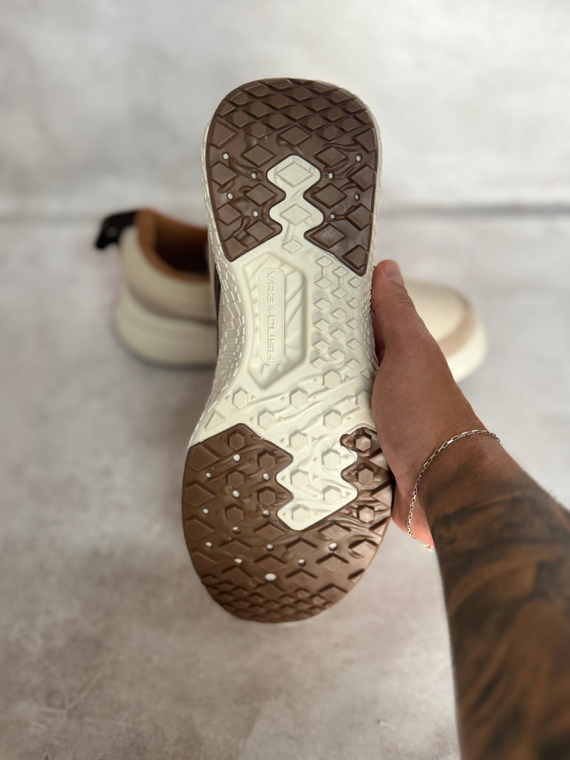 Tênis Ultrarange Neo Vr3 - Bege (Frete Grátis)