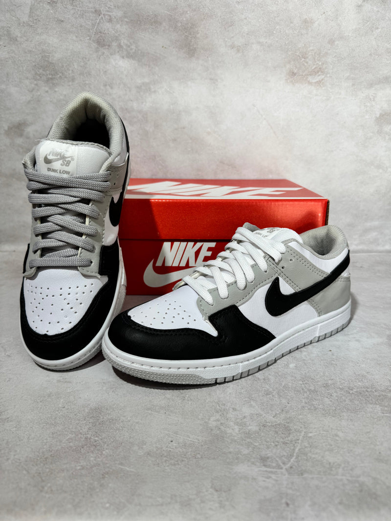 Tênis Dunk Low Pro SB - Combinação Clássica (Frete Grátis)