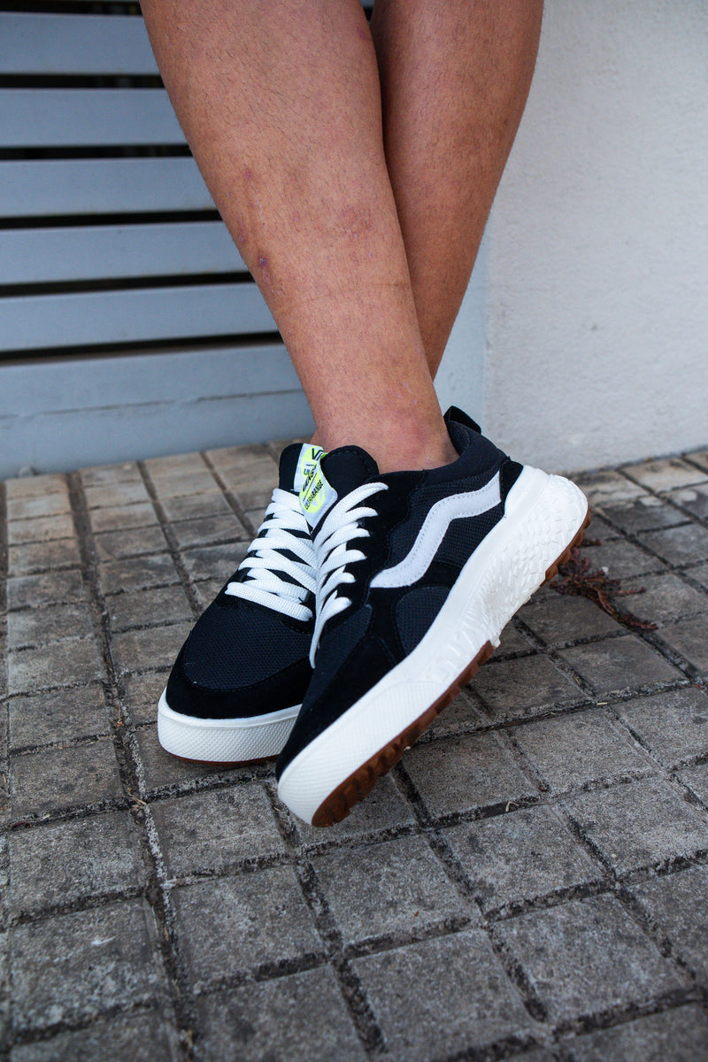 Tênis Ultrarange - Preto (Frete Grátis)