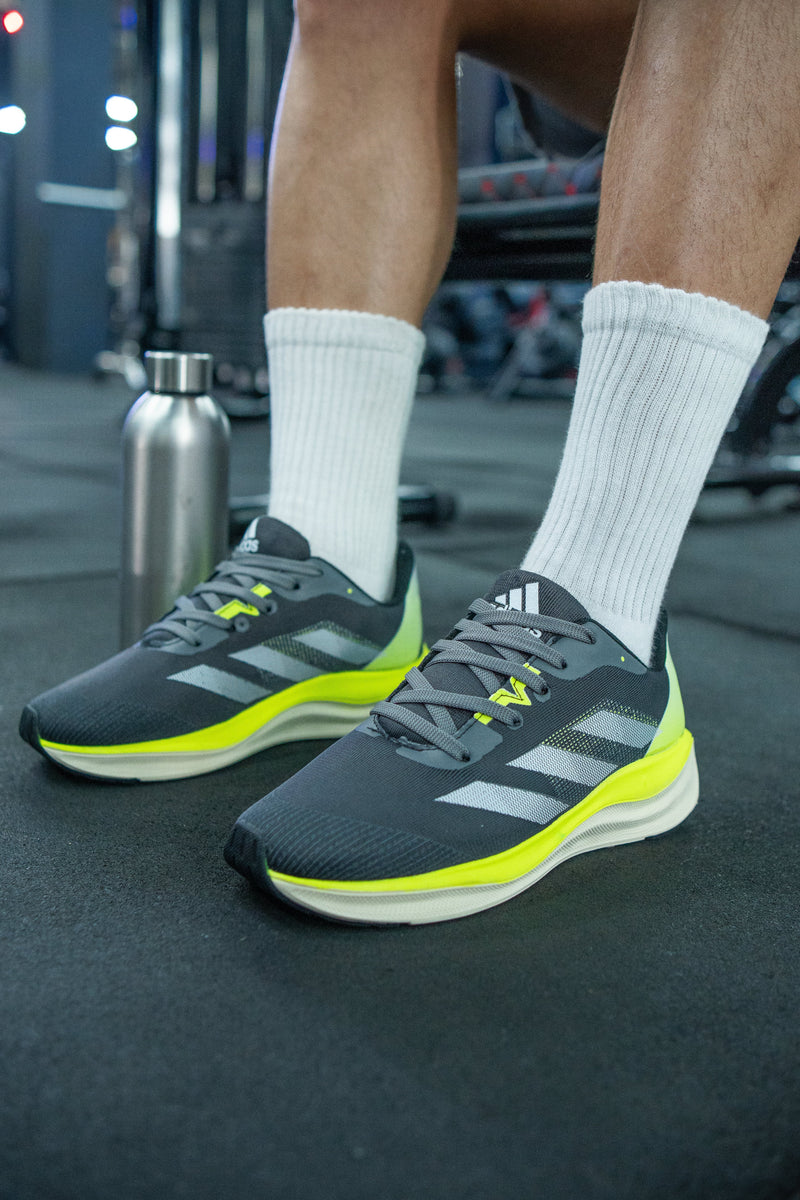 Adizero: Leveza e Desempenho em Cada Passo (FRETE GRÁTIS)